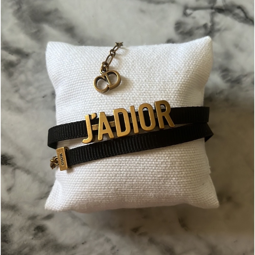 J’adior Choker